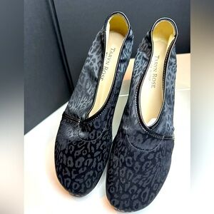 Italy - Taryn Rose Aretha Wedge - Black Leopard - New In Box - Sz 38.5 / Sz 8.5